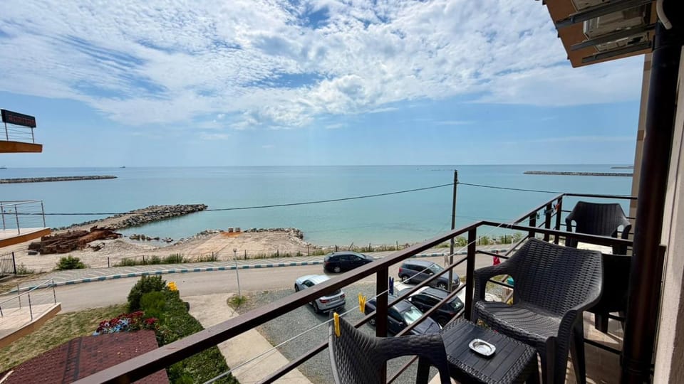 Vila Sunrise Costinesti Bed and Breakfast in Constanța County