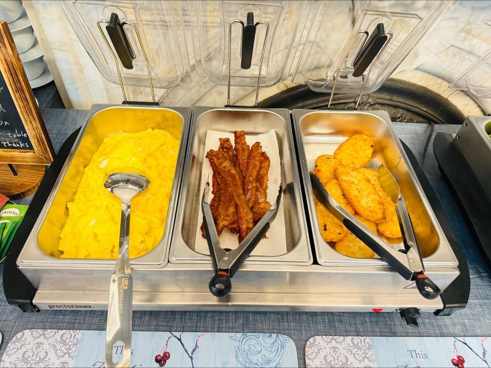 Breakfast, Buffet breakfast