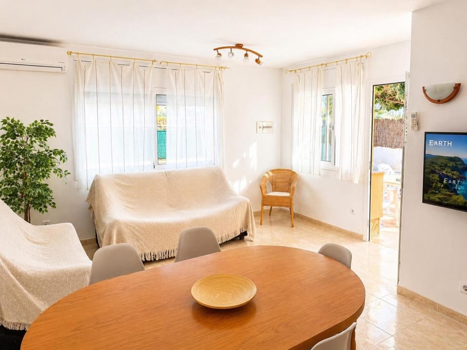 Casa Sastre - "Pet Friendly - Piscina Privada - Playa - BBQ - Parking - Delta de l'Ebre - Riumar" House in Montsià