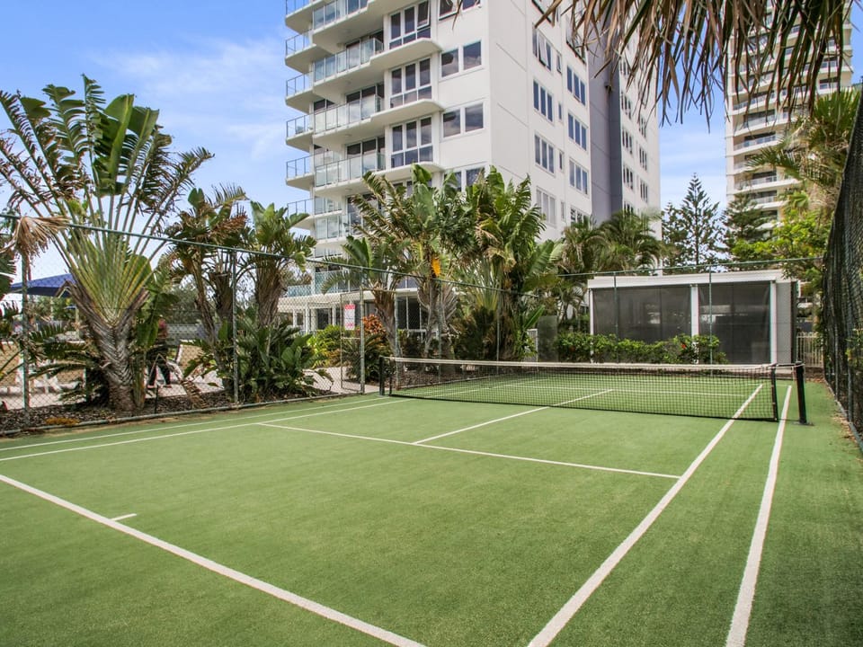 Tennis court