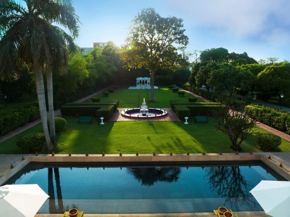 Pool view, Swimming pool