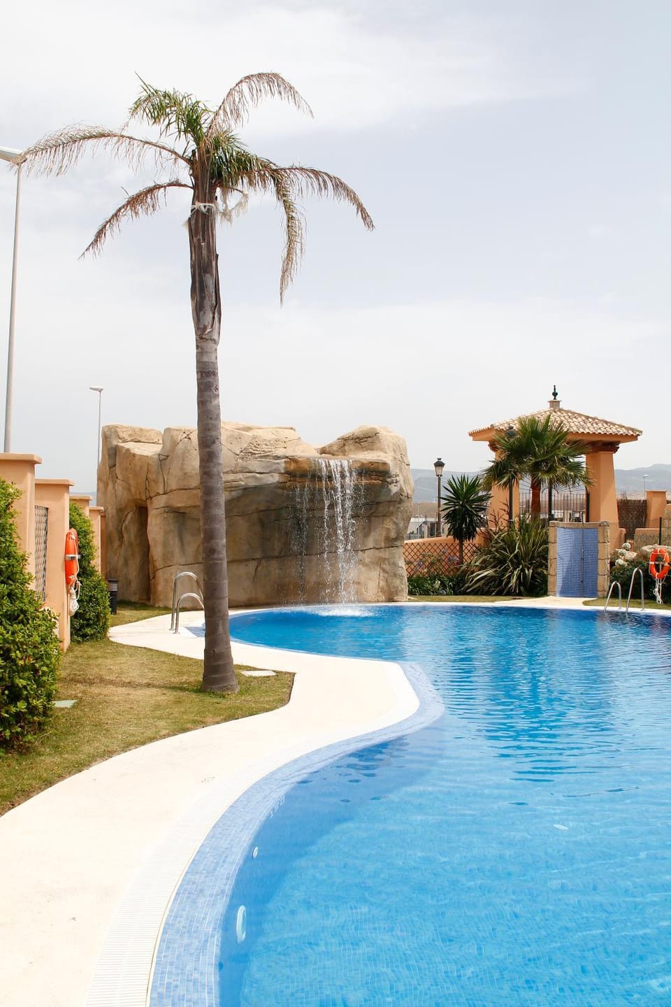 Swimming pool, Swimming pool