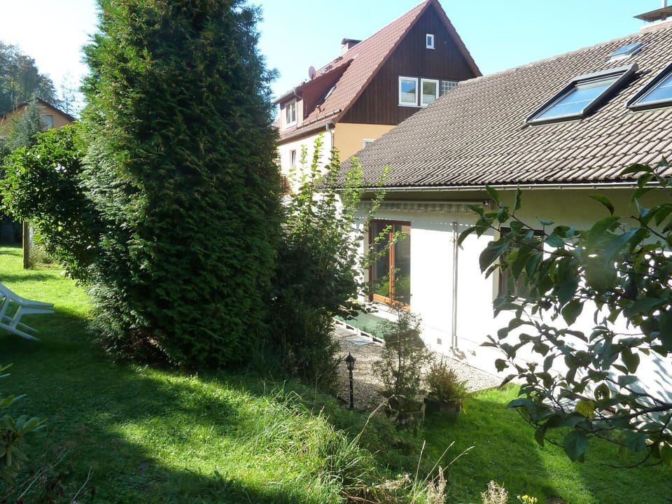 Facade/entrance, Garden