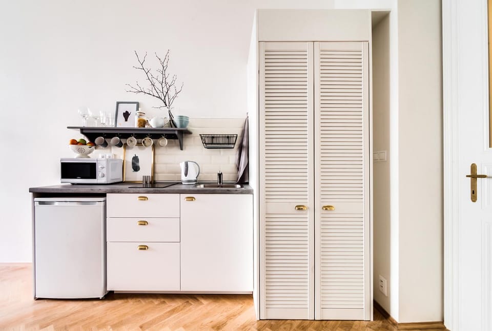 Kitchen or kitchenette