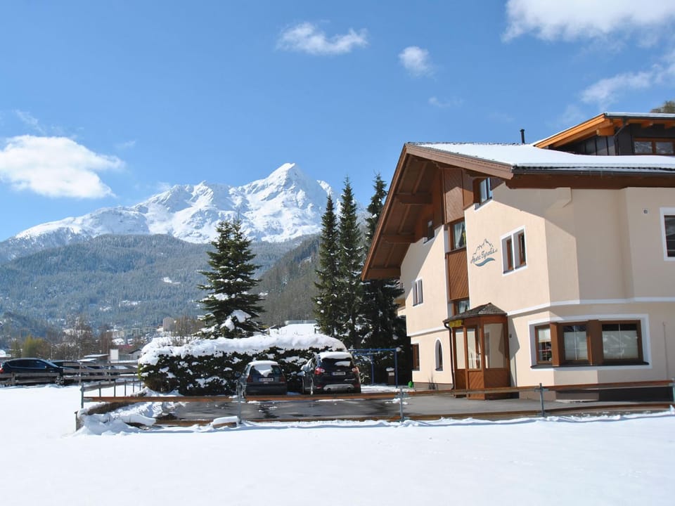 Facade/entrance, Spring, Winter
