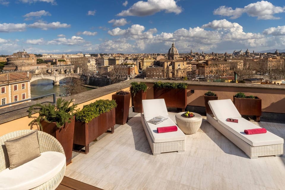View (from property/room), Balcony/Terrace
