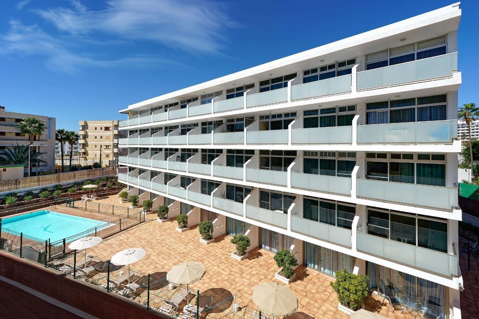 Property building, Swimming pool