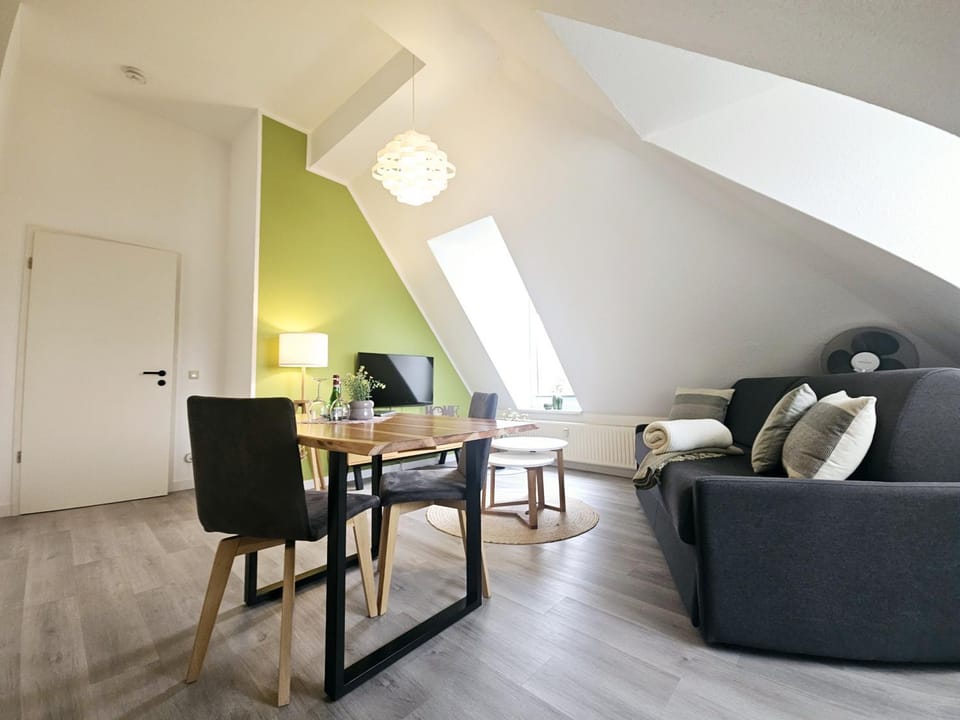 Apartment Zschachwitz in Dresden - ruhige Lage, modern, gute Anbindung! Apartment in Dresden