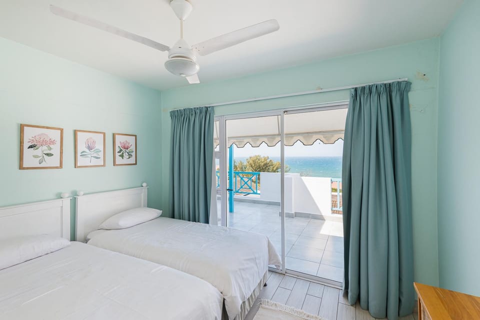 Bedroom, Sea view