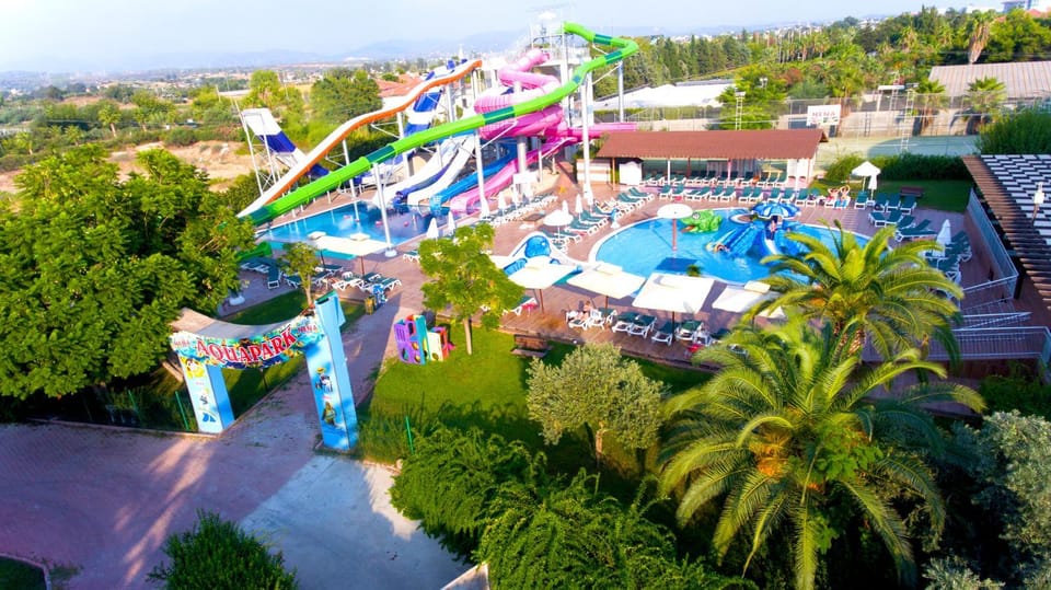 Aqua park, Swimming pool