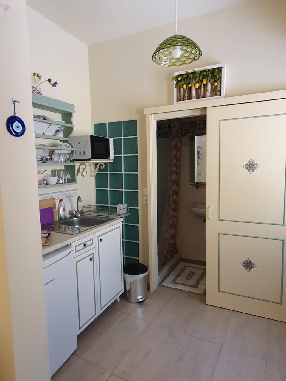 Bathroom, Kitchen or kitchenette, Breakfast