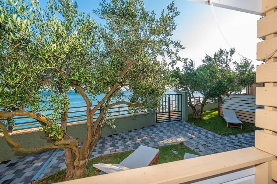 Patio, Balcony/Terrace