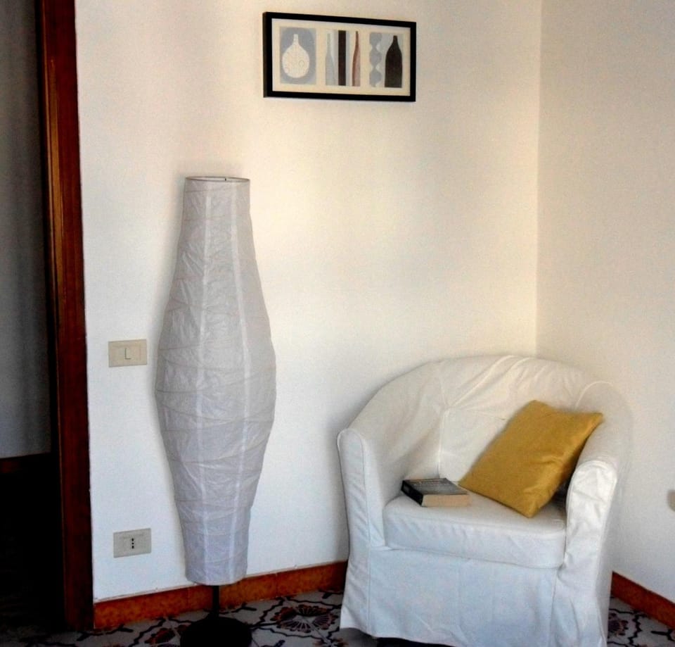 Living room, Decorative detail