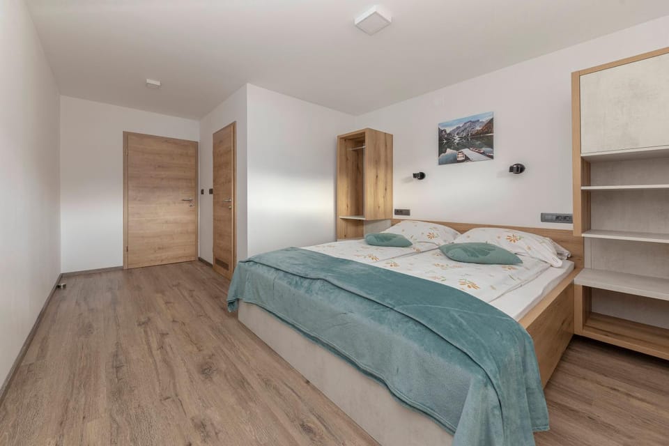 Bed, Bedroom, wardrobe