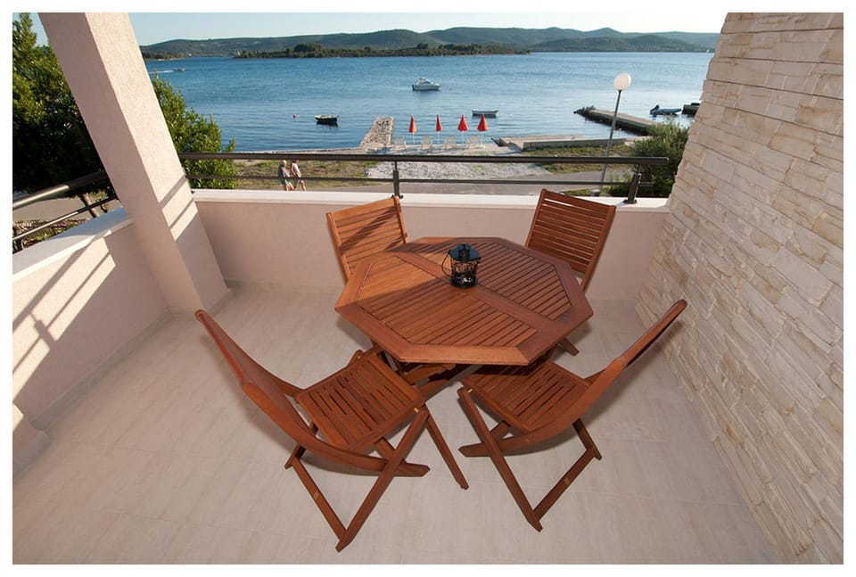 View (from property/room), View (from property/room), Balcony/Terrace, Balcony/Terrace
