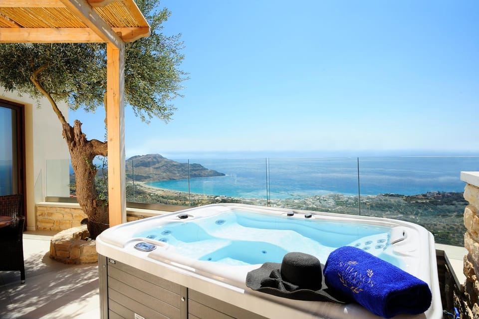 Day, Natural landscape, Hot Tub, Mountain view, Sea view, towels