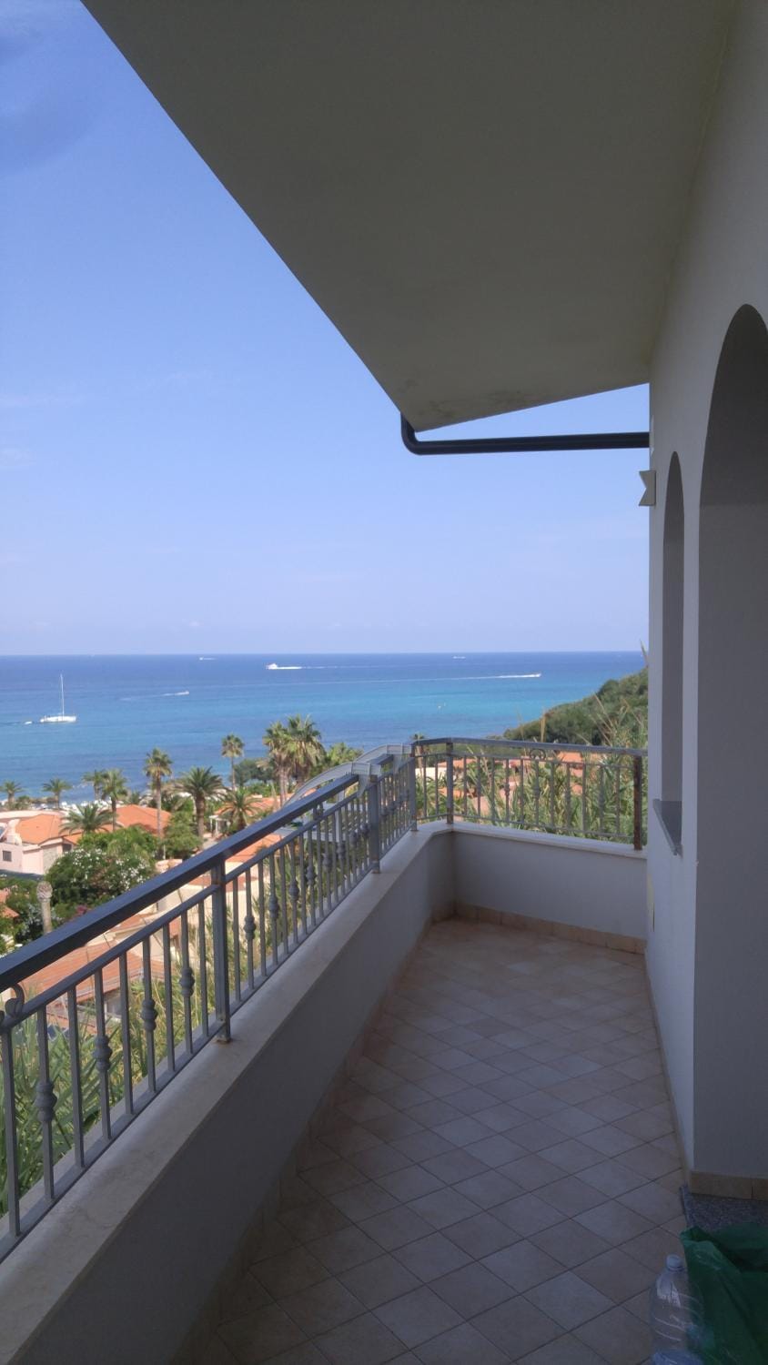 BellaVista Apartment in Calabria