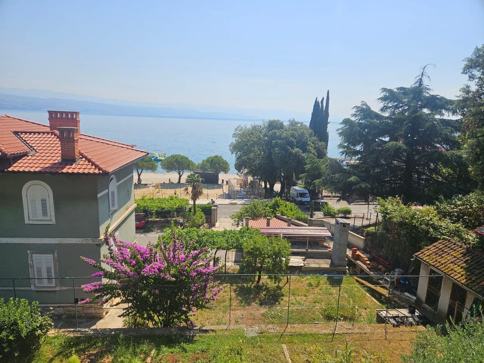 NEW Apartman Ziganto Z near the beach with terrace Apartment in Primorje-Gorski Kotar County