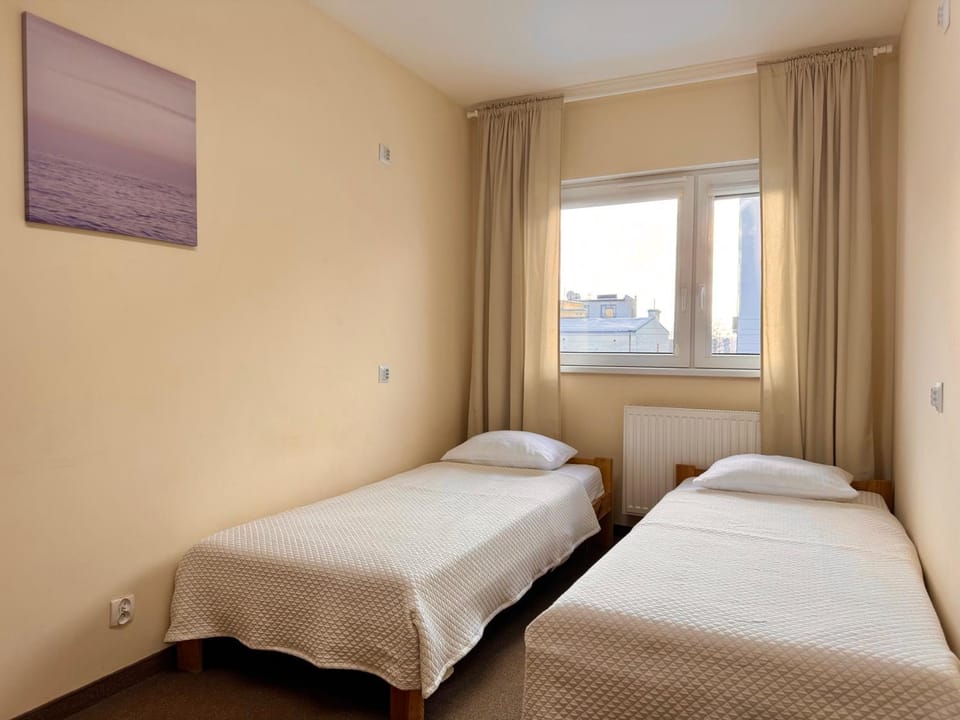 Bed, View (from property/room), Other, Photo of the whole room, Decorative detail, Bedroom, On site, Quiet street view, heating, internet
