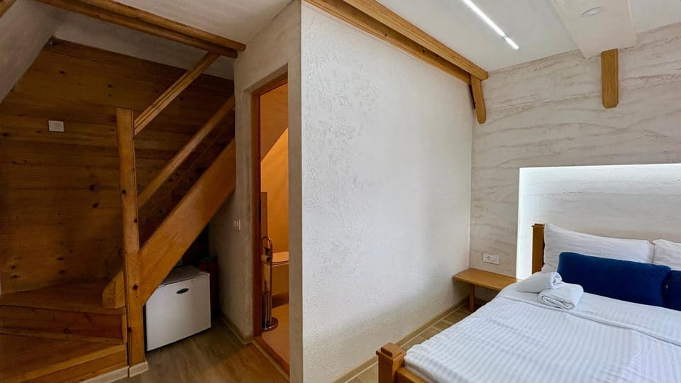 OSTROG Aparthotel KOLIBA-VLASTNIŠTVO MANASTIRA OSTROG Apartment hotel in Montenegro