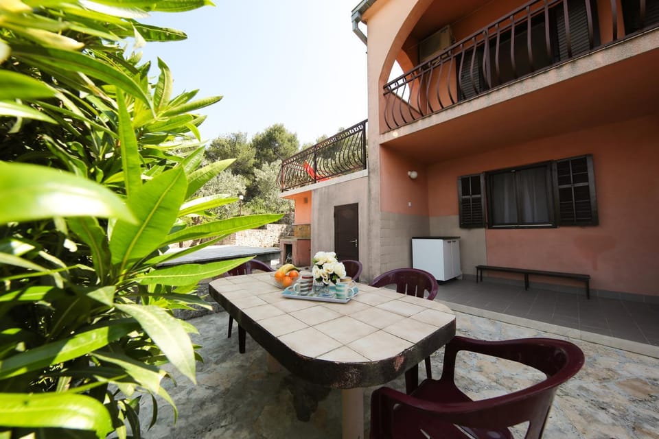 Apartmants Amor Apartment in Okrug Gornji