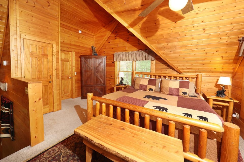 Spirit of the Valley Chalet in Pigeon Forge