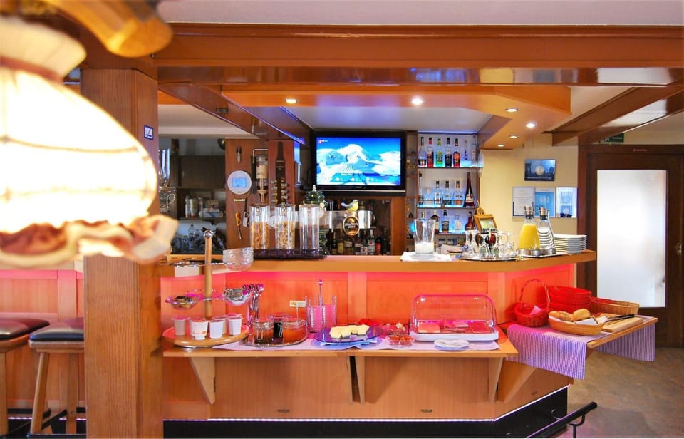 Food and drinks