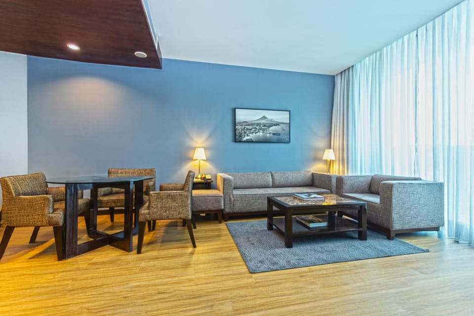 The B Hotel Alabang Hotel in Muntinlupa