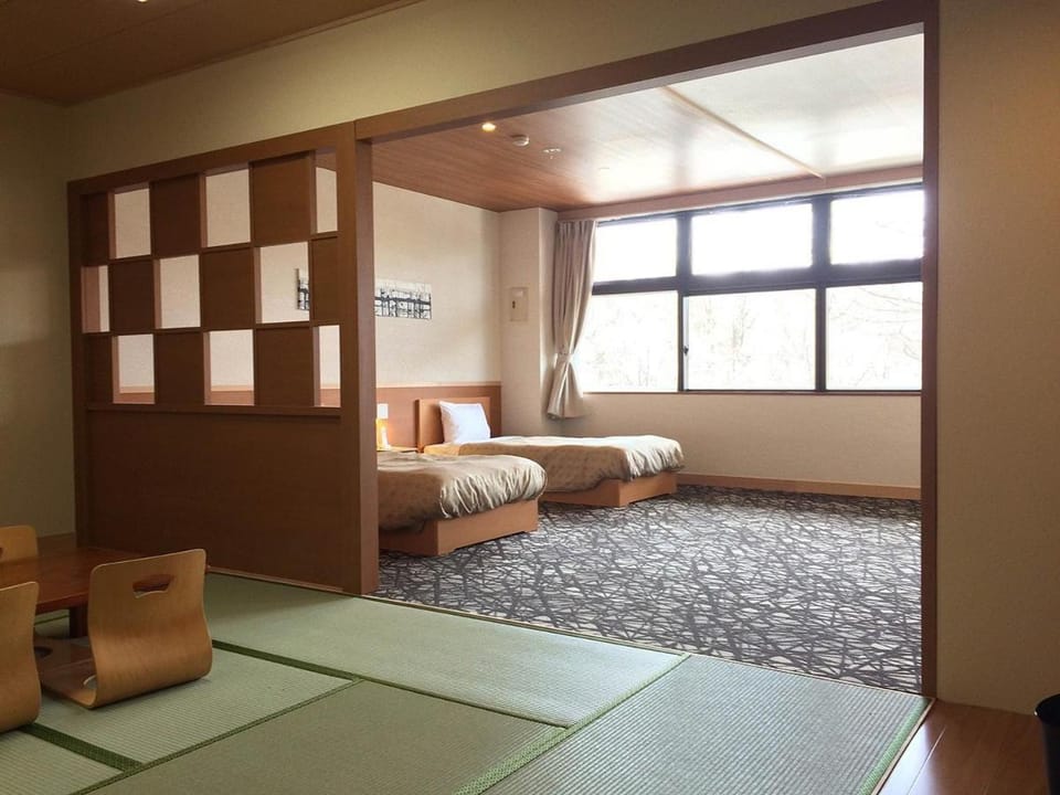 Itoen Hotel Kusatsu Ryokan in Nagano Prefecture