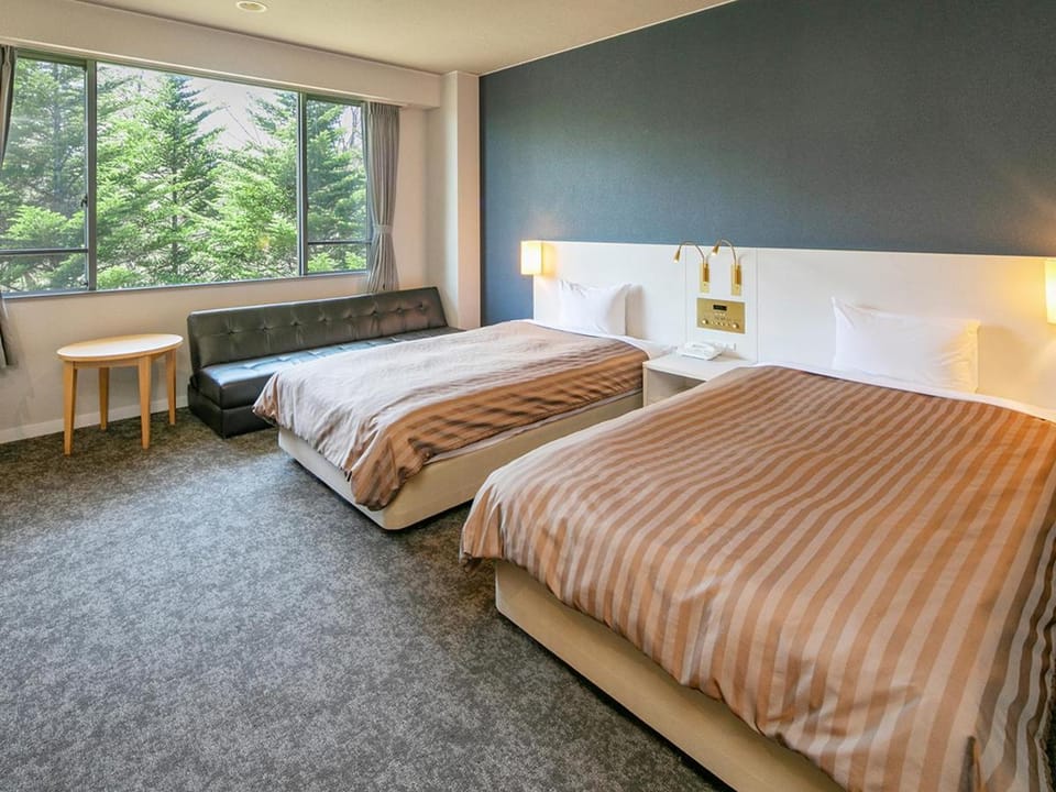 Itoen Hotel Kusatsu Ryokan in Nagano Prefecture