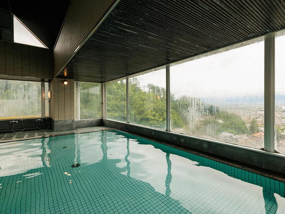 Itoen Hotel Asamanoyu Ryokan in Nagano Prefecture