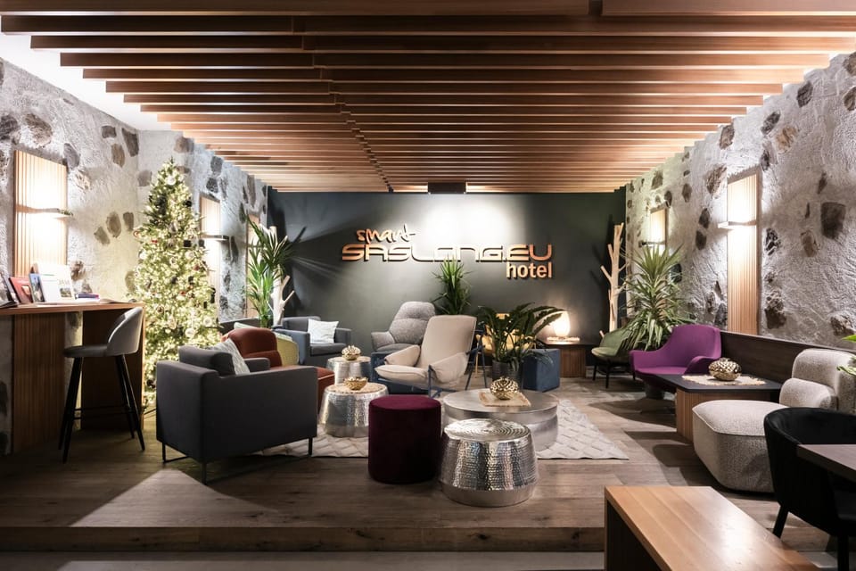 Communal lounge/ TV room, Lounge or bar