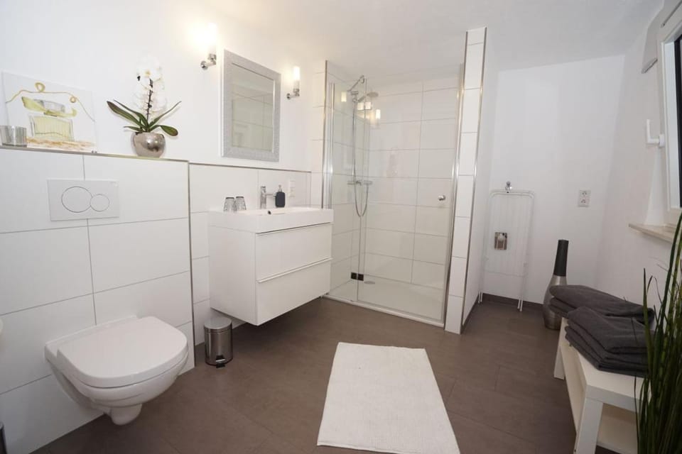 York Cottage Garden Apartment in Rhineland-Palatinate