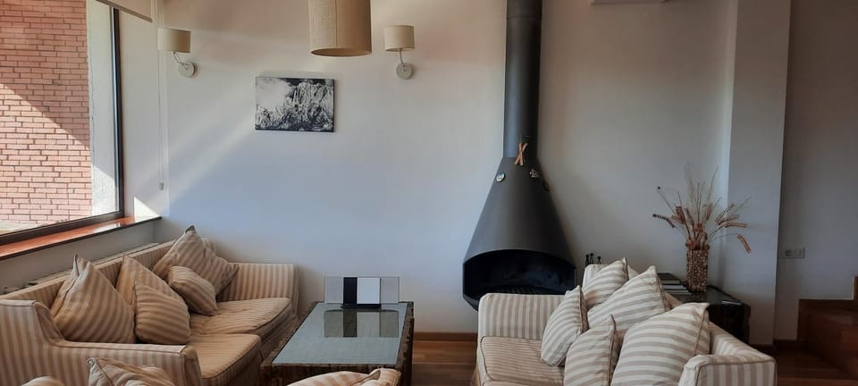 Living room, Seating area, flat iron