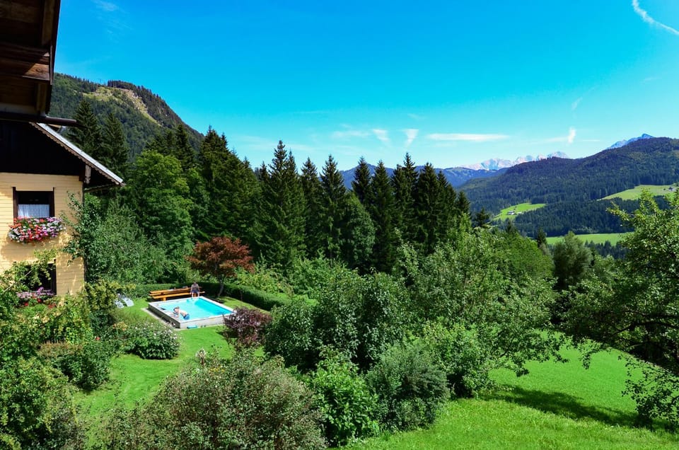 Property building, Day, Natural landscape, Garden, Garden view, Mountain view, Pool view, Swimming pool