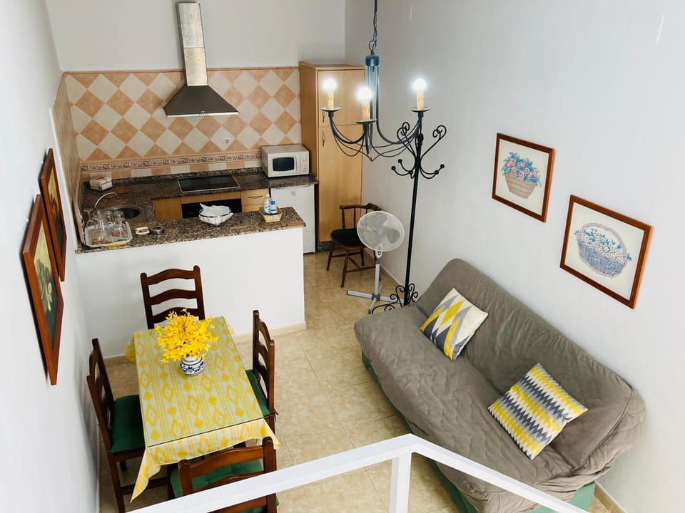 Kitchen or kitchenette, Living room, Seating area