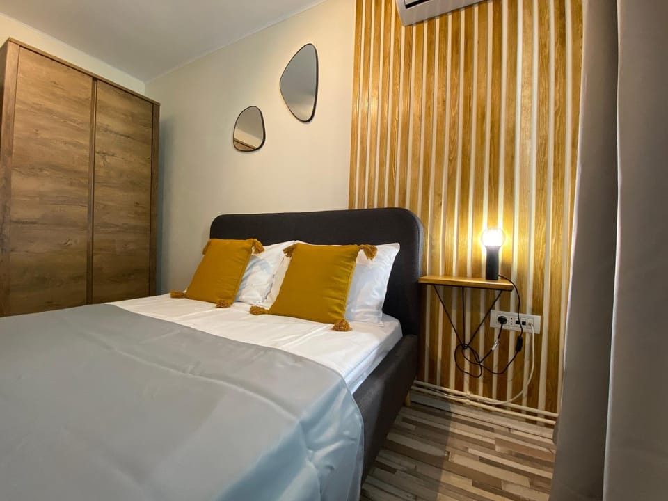 Bed, wardrobe