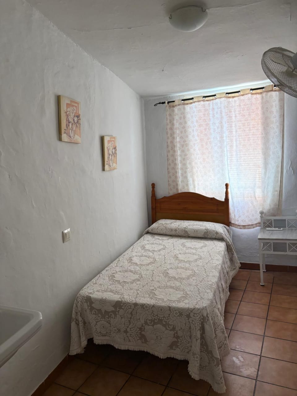 Pensión Bienvenido Bed and Breakfast in Seville