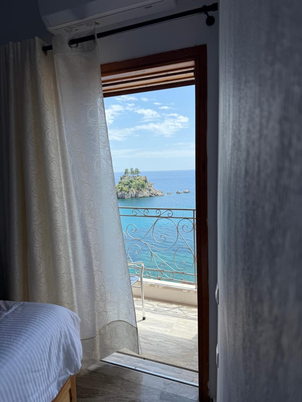 Sunrise House Bed and Breakfast in Peloponnese, Western Greece and the Ionian