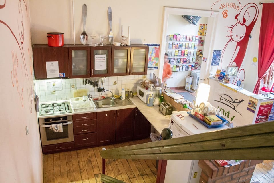 Communal lounge/ TV room, Kitchen or kitchenette, Communal kitchen