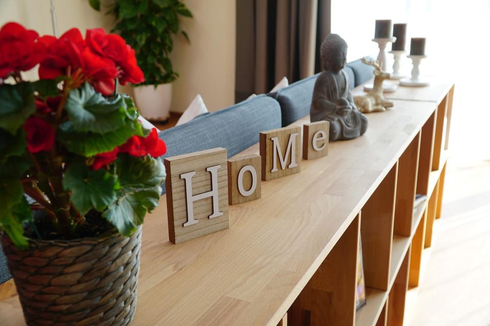 Living room, Decorative detail