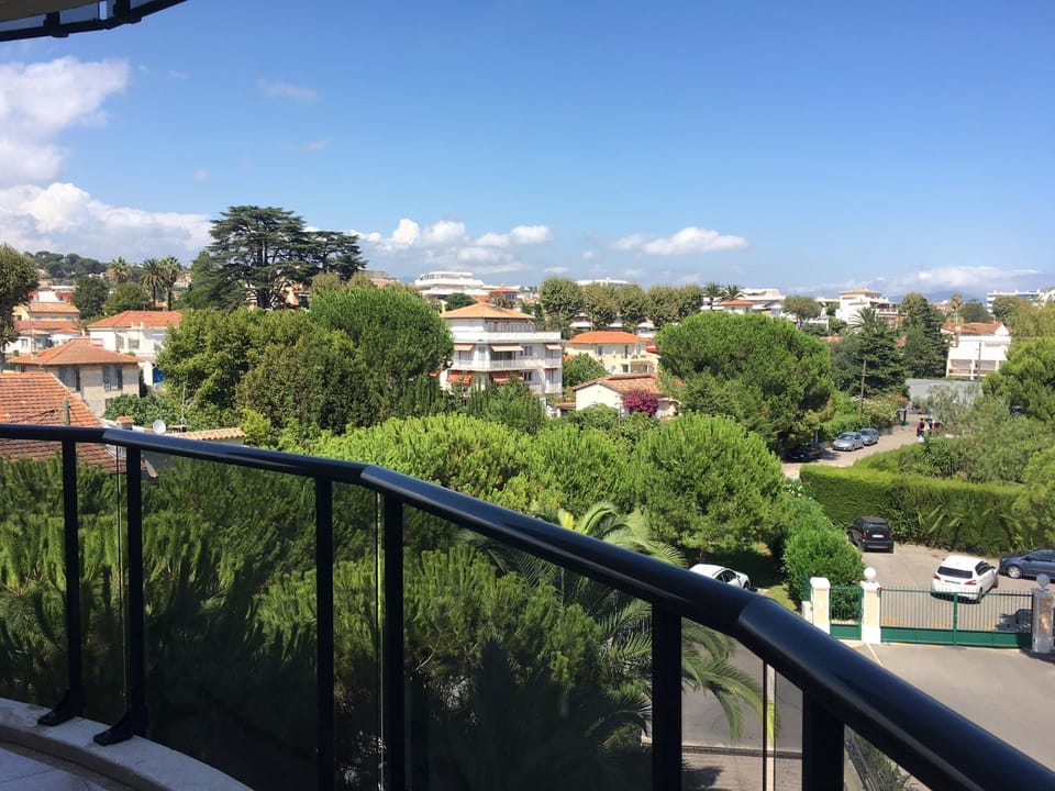 Balcony/Terrace, City view