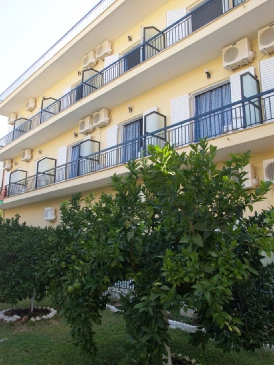 Facade/entrance, Garden