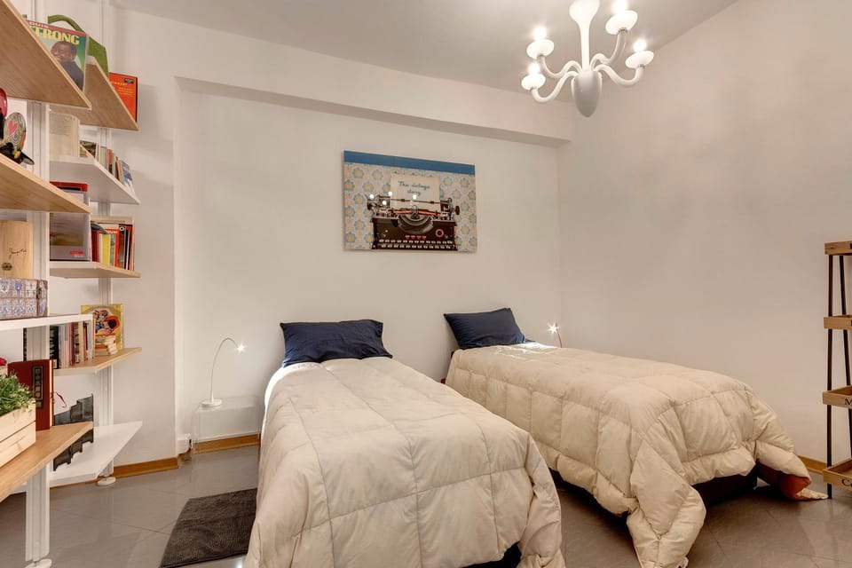 Living room, Bedroom