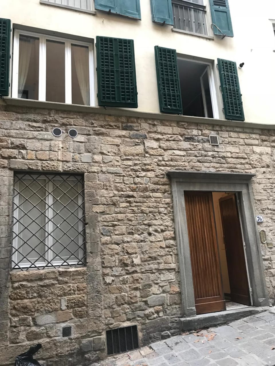 Property building, Facade/entrance