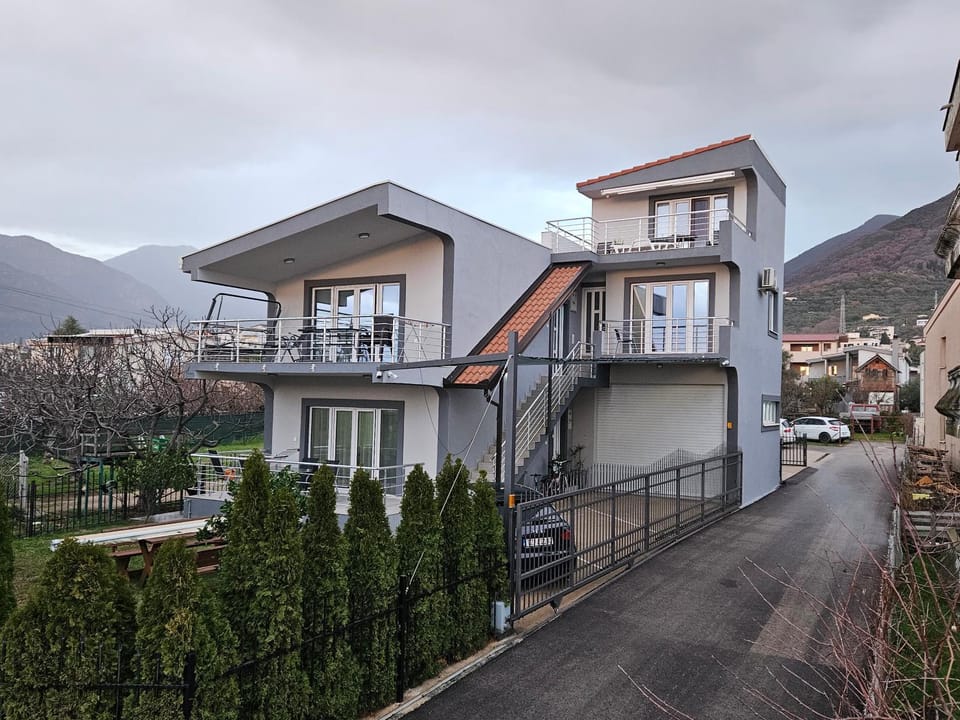 Apartments Ivanovic Apartment in Montenegro