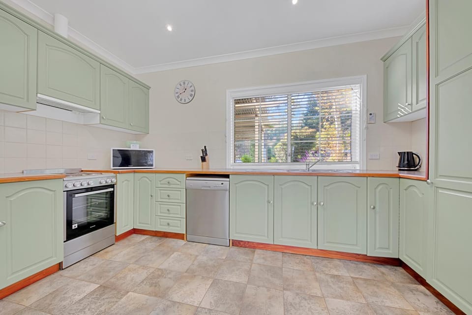 406 Back Porepunkah Road, Bright Apartment in Porepunkah