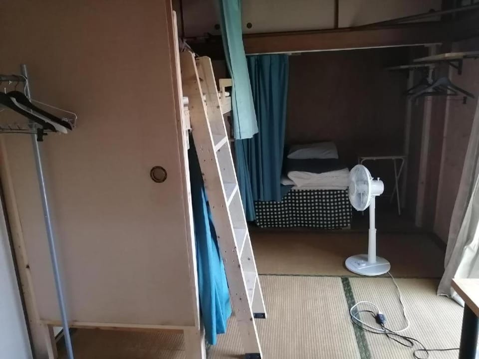 kaeru Guest house Bed and Breakfast in Japan