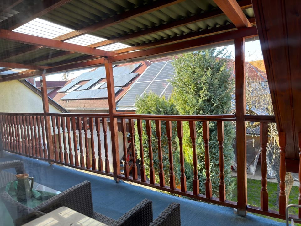 Garden, Balcony/Terrace