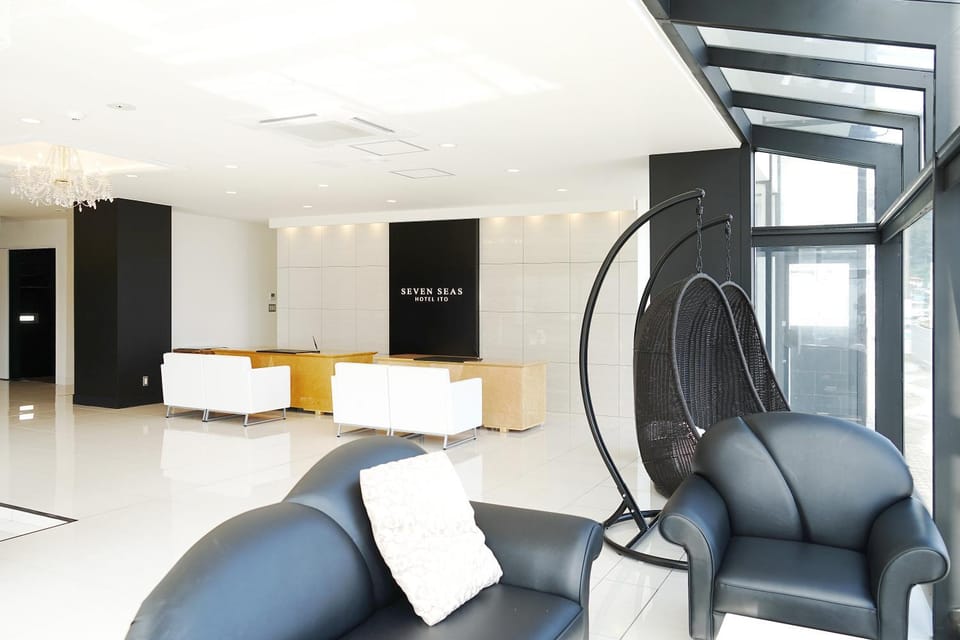Communal lounge/ TV room, Lobby or reception, Lounge or bar